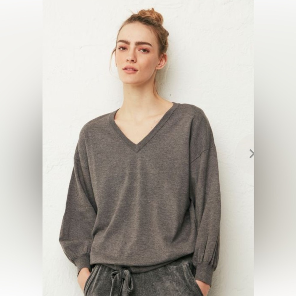 Melissa Nepton Normcore Grey V- Neck Sweater Super Soft Minimalist Casual Large